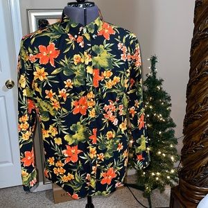 Men’s American Eagle Hawaiian Soft Button Down long sleeve - Large